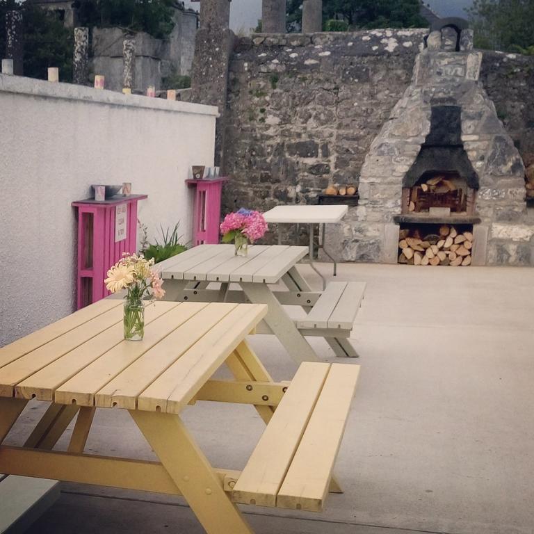 Hotel Galway Glamping Tuam Exterior foto